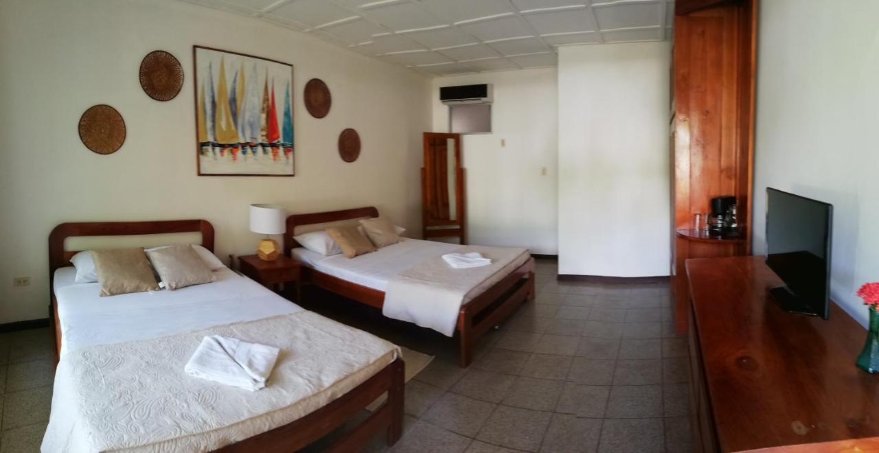 Hotel La Isla 파리타 외부 사진